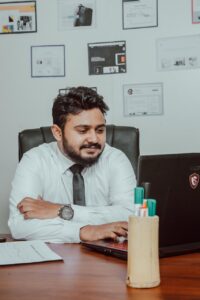 経営コンサルの依頼はどのように進めるべきか？