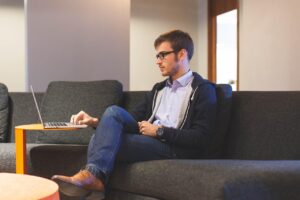 フリーランスが廃業を回避するためのコツは？
