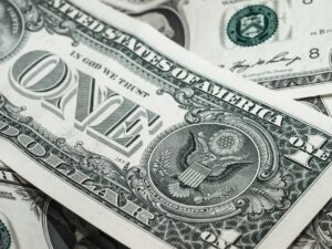 フリーランスの資金不足を解決する方法は？