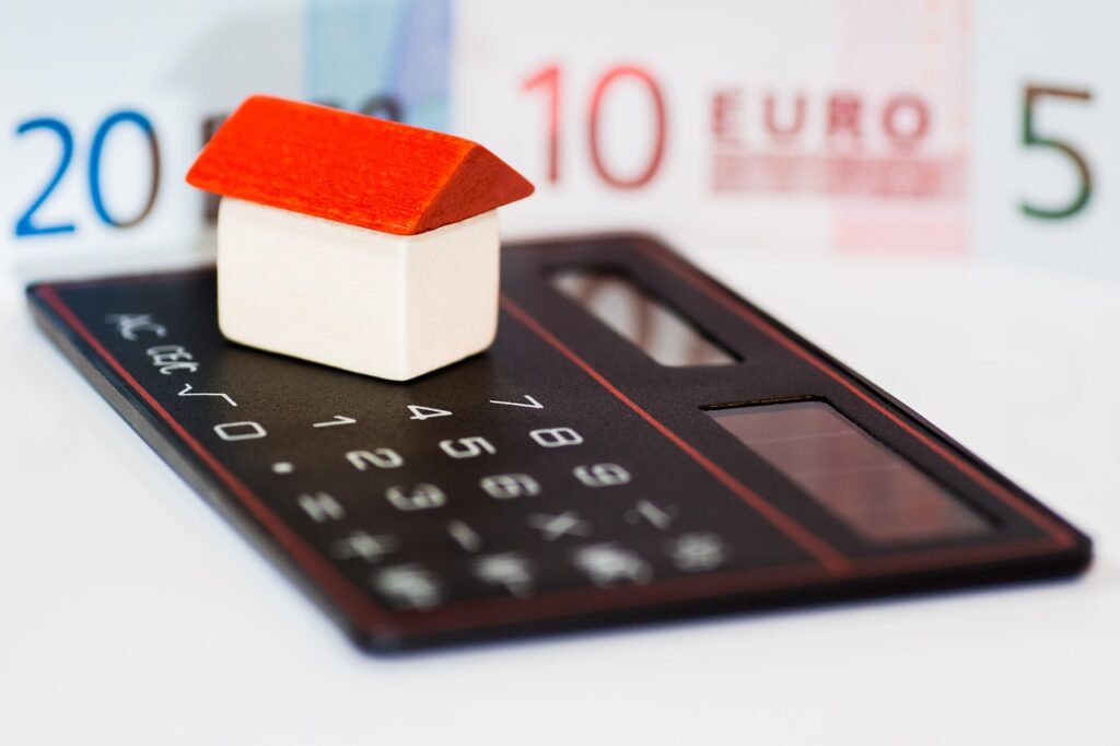 フリーランスが知っておくべき緊急資金調達の方法は？